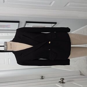 Chic Black Blazer - Classic Tailored Fit